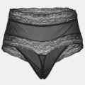 String taille haute ouvert en dentelle noire - Culotte femme Ulla Popken avec empiècements transparents et détails en dentelle fleurie, parfaite pour la collection Mode Grande Taille. Mode Grande taille