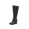 Les Bottes mollets larges Chrystel vario XL/2XL Gabylou, une botte noire montante à boucles et à talon épais, sont présentées sur un fond blanc. Mode Grande taille