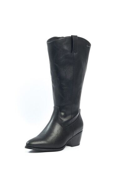 Une seule botte de cowboy "Bottes mollets larges Irina vario 2XL/3XL Gabylou" en cuir noir à talon bas sur fond blanc. Mode Grande taille