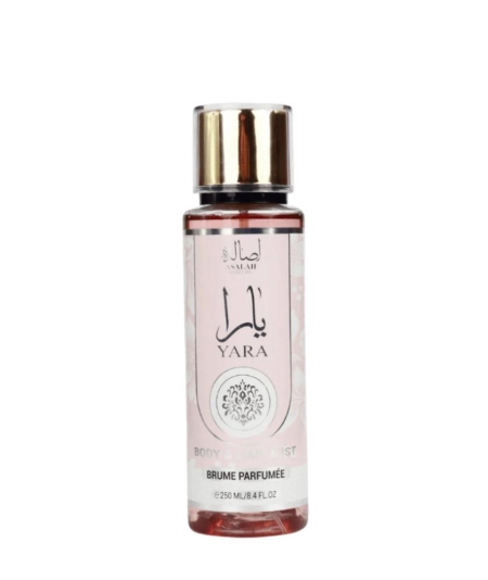 Flacon transparent de Roll Yara 10 ml - huile de parfum sans alcool avec bouchon doré, rempli de liquide rose. L'étiquette comporte un texte arabe à côté d'un motif floral. Mode Grande taille