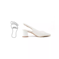 Les Sandales à talons pieds larges LEA - Gabylou, chaussantes larges et blanches avec un talon bloc bas, sont présentées à côté d'une illustration d'un contour de pied large. Mode Grande taille