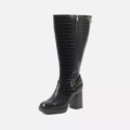 Bottes à talons mollets larges 3/4XL Manon- Gabylou : botte noire à hauteur du genou avec un talon épais, une texture crocodile, une fermeture éclair sur le côté et une boucle à la cheville. Mode Grande taille