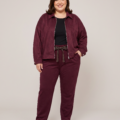 Pantalon suédine grande taille, coupe droite avec ceinture à nouer