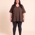 Tunique grande taille à clous argentés, coupe trapèze, taille unique jusqu'au 56